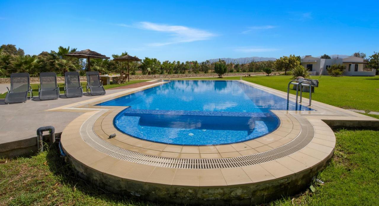 Vila Oasea Tavronitis Exteriér fotografie