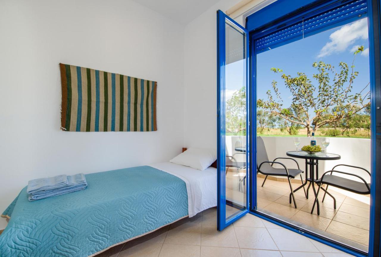 Vila Oasea Tavronitis Exteriér fotografie